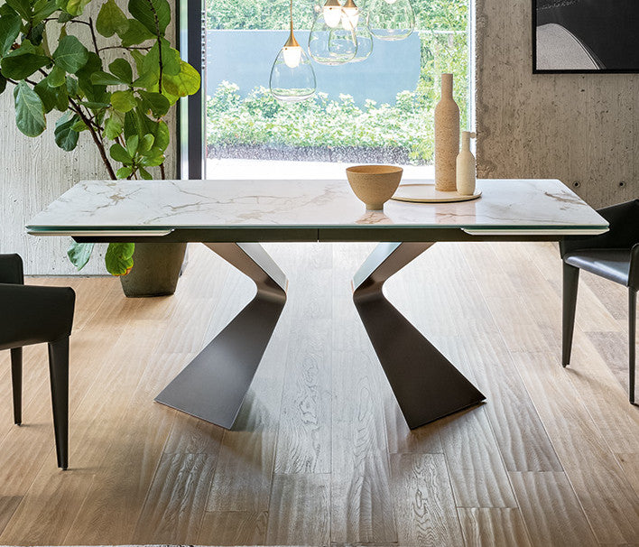 Bonaldo Prora extendable dining table