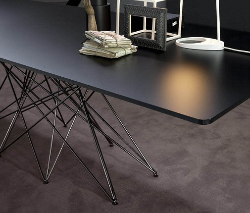 Octa Dining Table by Bonaldo