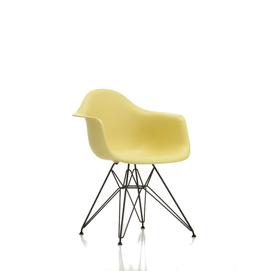 Vitra Eames DAR RE plastic armchair