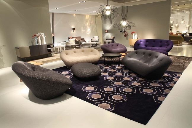 Ploum sofa price deals