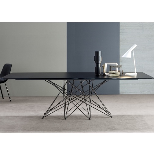 Octa Dining Table by Bonaldo