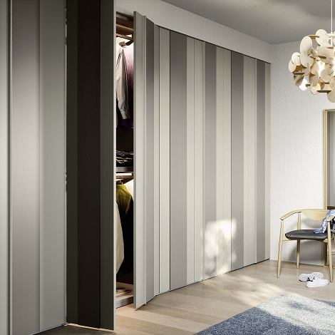 Plisse Hinged Door Wardrobe by Novamobili