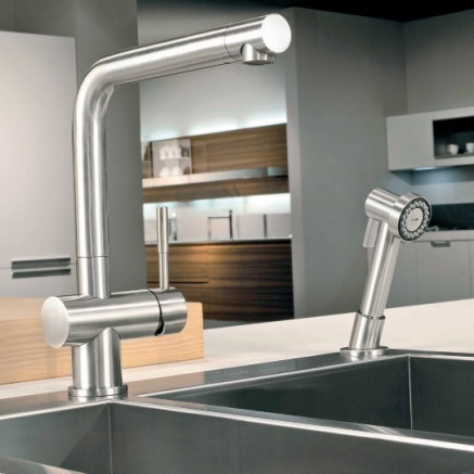 Oxygen Mixer with Swivel L-Spout and Pull-Out Handspray by Gessi