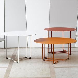 Ferro 3 Table by SpHaus