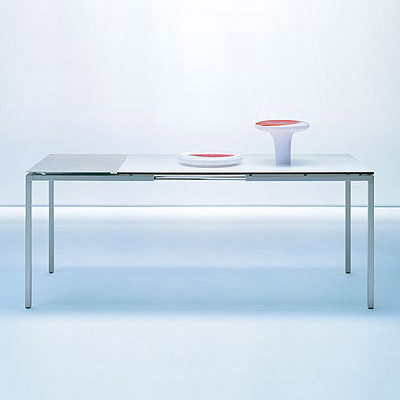 Helsinki 484 Table by Desalto