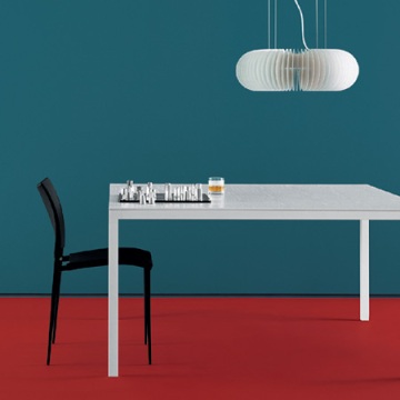 Helsinki XL Table by Desalto