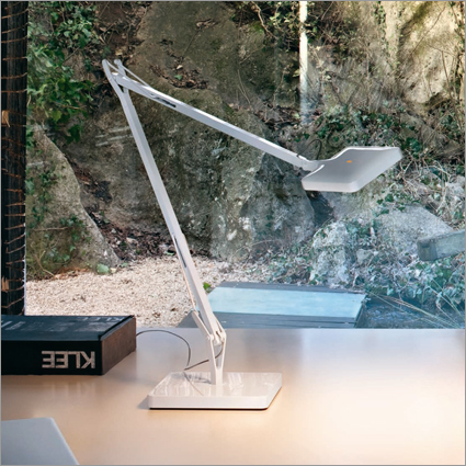 Kelvin Edge Base Lamp by Flos