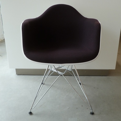 DAR Fully Upholstered Chair by Vitra